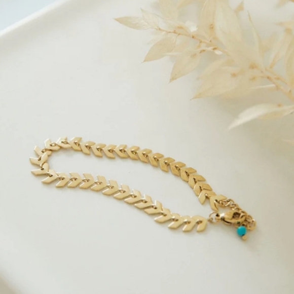 NIB Starfish Project 14k Gold Plated Adjustable Bracelet - Picture 1 of 4